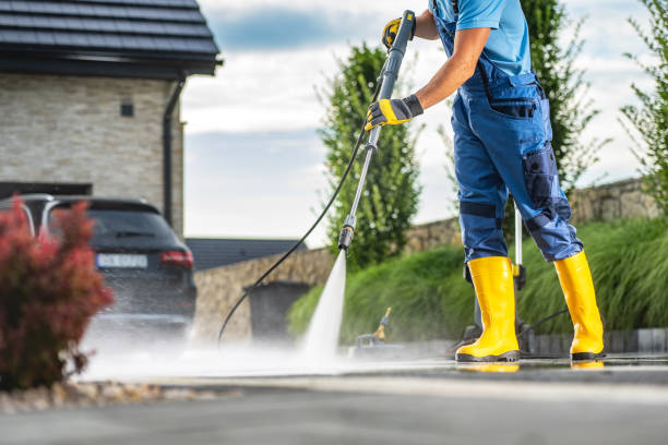 Best Local Pressure Washing Services  in Sharon, WI